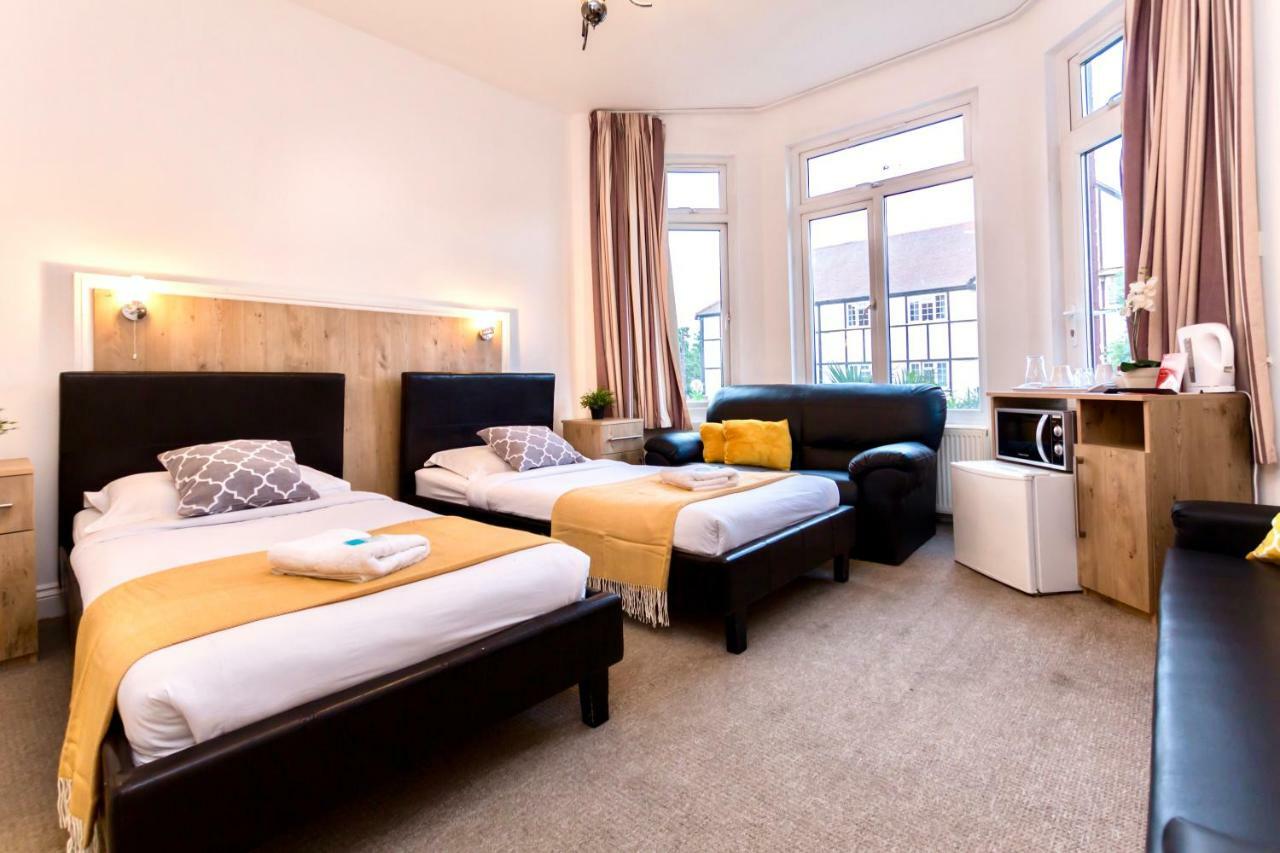 Oyo Tamtam Acton Hotel Londýn Exteriér fotografie